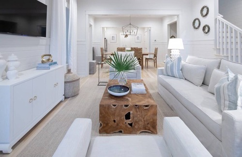 Watercolor House | Luxury Home with Golf Cart & 5 Bikes! Watercolor - Access Beach Club & 4 Pools!