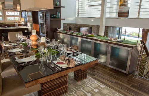 Kaneohe House | Luxury home with amazing views, Pool, Firepit, AC, Outdoor Gym