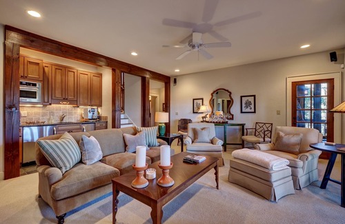 Cashiers House | Luxury Home with Mountain View’s in Old Edwards Club