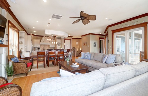 Charleston County House | Luxury Home with Private Pool, Hot Tub, & Rooftop Terrace! Ocean Views, Beach Across Street
