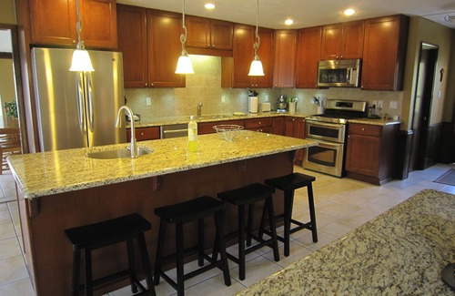 Angel Fire Ski Chalet | Luxury Home with plenty of seating and Chef's Kitchen 3 Minutes from Ski Lifts!