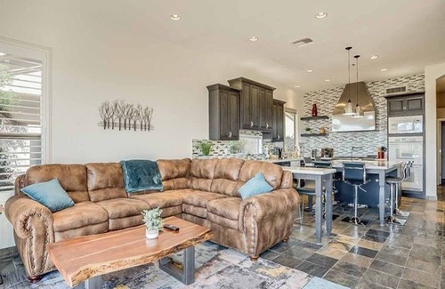 McDowell Mountain Ranch House | Luxury Home with Views in Mcdowell Mountain Ranch