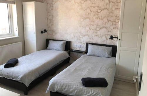 Camber House | Luxury House in Camber Sand Beach is 2min Walk !