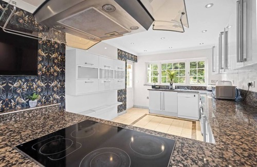 Borehamwood Apartment | Luxury House in Hertfordshire