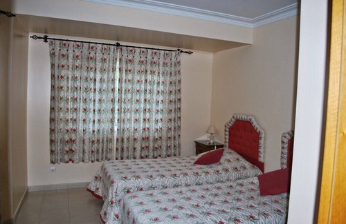 Carvoeiro House | Luxury house near the sea with swimming pool, hammam, jacuzzi, gymnasium, playground.