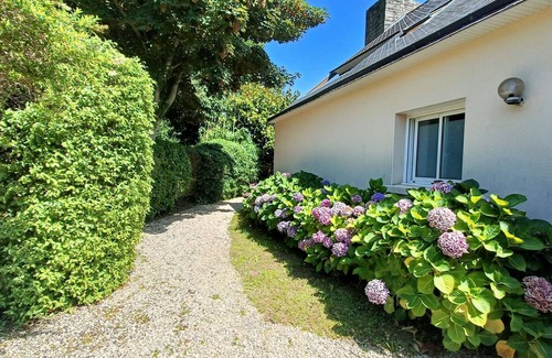 Arzon House | Luxury house with garden and internet for 6-8