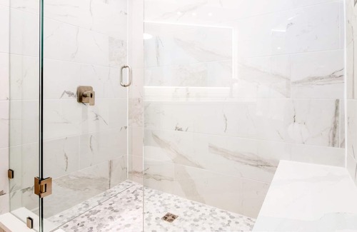 Village North Condo | Luxury in prime location! Whistler Central w/Mountain View 2 Min to Gondola.