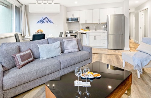 Village North Condo | Luxury in prime location! Whistler Central w/Mountain View 2 Min to Gondola.