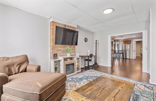 Wilmington Apartment | Luxury in the Heart of Downtown Wilmington, Minutes from WEC