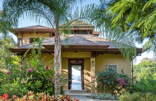 Dominicalito Villa | Luxury Jungle Villa~Honeymoon Privacy~Ocean View~Infinity Pool~Wildlife~A/C