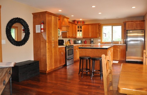 Okanagan-Similkameen House | Luxury Lakefront Home on Otter Lake Tulameen July 25th- August 1st, 2025 open!