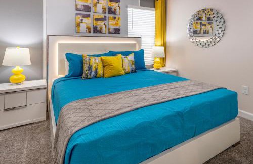 Kissimmee Villa | Luxury Lake View 9-Bedroom Villa @Storey Lake Resort