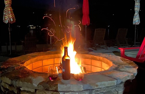 Lake Toxaway House | Luxury Lakefront Home, Fireplaces, Boathouse, Spectacular Views of the Mountains