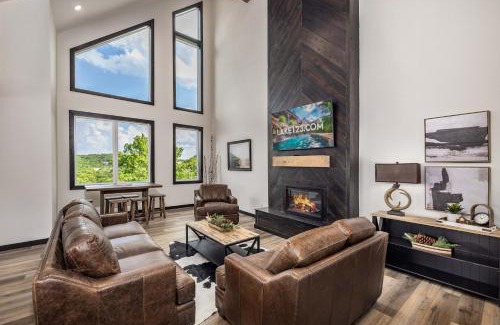 Kimberling City House | Luxury Lakefront Villa - Over 30 FREE amenities included!