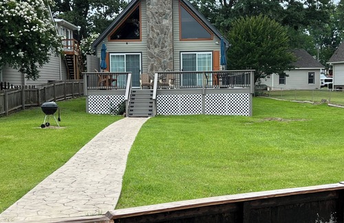 Milledgeville House | Luxury Lakefront property