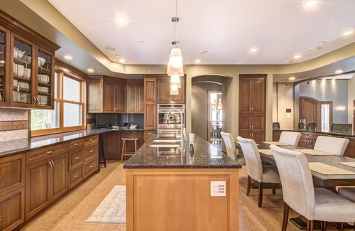 Chetek House | Luxury Lakehouse Pontoon, Jet Ski and UTV Rentals on site!