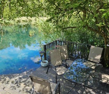 Tattershall House | Luxury Lakeside Caravan with hottub and private fishing peg, Tattershall Lakes