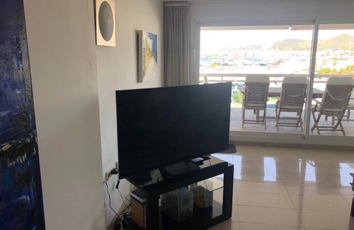 Ibiza Town Apartment | Luxury Large 3 Bedroomed Apartment, overlooking Marina Botafoch & Dalt Vila