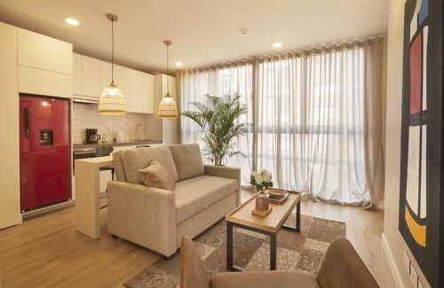 Antiguo Country Apartment | Luxury Living Across from El Virrey Park 301