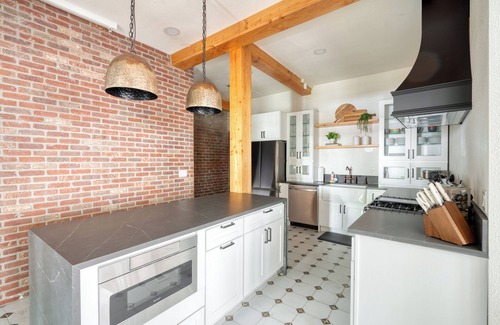 Goose Hollow House | Luxury Living on NW 23rd Ave, Walk Score 99