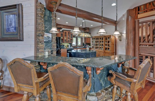 Hiawassee House | Luxury Living on the Lake! Boat Dock Kayaks Firepits, Lake and Mtn Views