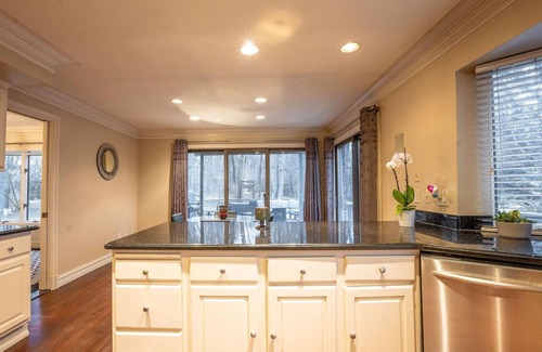 Clinton Township House | Luxury Living in Clinton Township