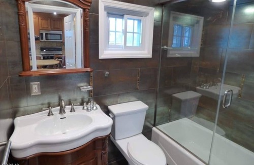 West Orange Apartment | Luxury Loft Apartment w/easy access to NYC trains