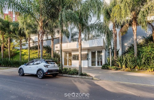 Petropolis Apartment | Luxury Loft W/beautiful View in Petropolis Aho1402