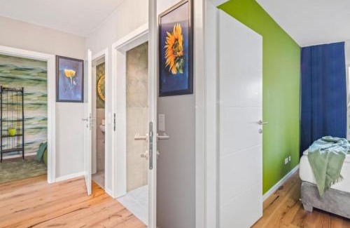 Schwarzlackenau Apartment | Luxury Long-Term Apartment with Garden & Whirlpool