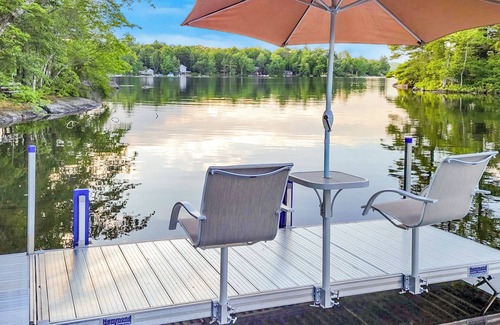 Lucerne-in-Maine Cabin | Luxury Maine Timber Frame w/Lake Views & Access