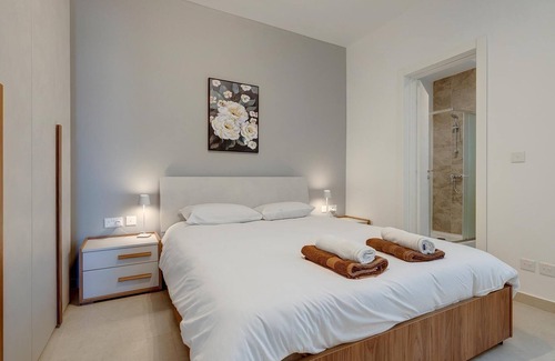 Tal-Ghoqod Apartment | Luxury Maisonette in a Tranquil and Central Area
