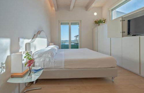 Foiano della Chiana Apartment | Luxury Marigold Cortona View I Comfort Sauna & Infinity Pool