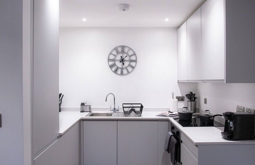 Salford Apartment | Luxury Mcr 2Bed+2Bath Apartment-Central location!