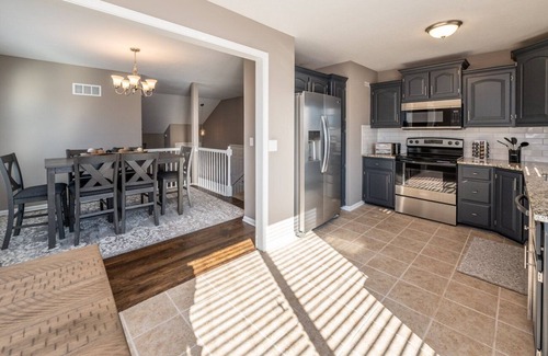 Smithville House | Luxury Meets Convenience * Four Beds, Three Full Baths*