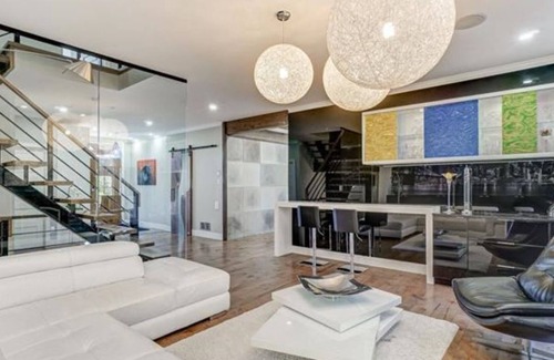 Aylmer House | Luxury Midterm Rental - Fully Furnished Available Jan 1st to March 31st 2024