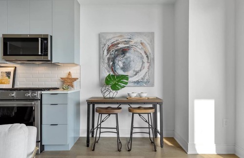 Westside Condo | Luxury Midtown Getaway - Couple Friendly