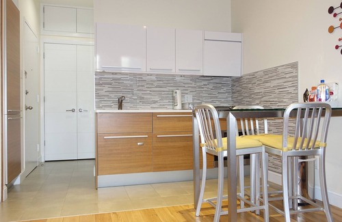 Upper West Side Apartment | Luxury Modern 1 BR Apart UWS Washer/Dryer SPECIAL DISCOUNT FOR LONG TERM STAYS