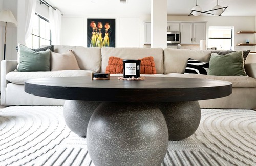 Berdoll Farms House | Luxury modern 3 bedroom house near the airport