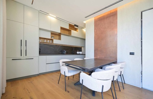 Tel Aviv City Center Apartment | Luxury Modern 3BR Penthouse W/Pool by HolyGuest
