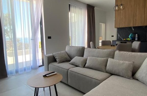 Bar House | Luxury modern villa Luna