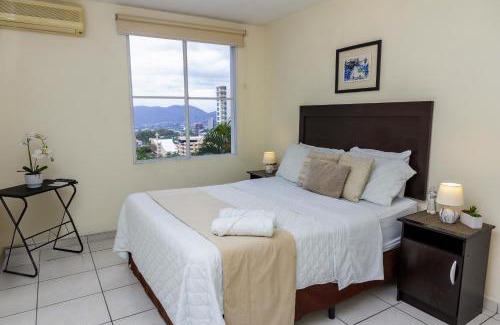 San Salvador Apartment | Luxury Modrn Apartment, w/amazing view, 3BR,Escalon,Exclus,Secur