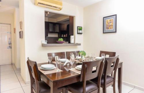 San Salvador Apartment | Luxury Modrn Apartment, w/amazing view, 3BR,Escalon,Exclus,Secur