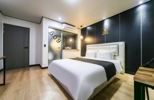 Sangnam-dong Hotel | Luxury Motel