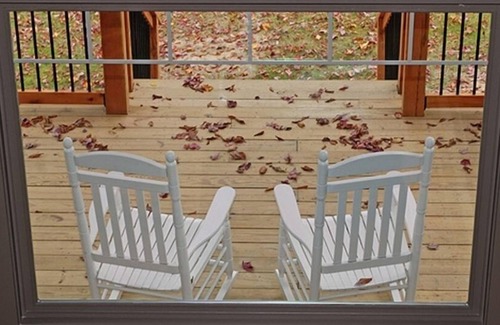 Keslers Cross Lanes House | Luxury Mountain Cabin on Gauley Canyon - Near New River Gorge