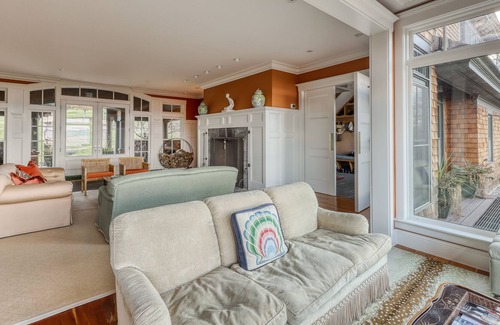 Stowe Hollow House | Luxury mountain estate w/furnished balcony, firepit, wood fireplace, mtn views