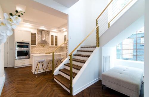 Hadley - Washington Villa | Luxury Nashville Home