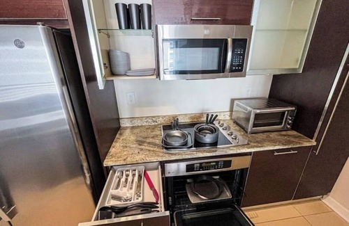 Tampa Apartment | Luxury, New Stylish, Condo Downtown!