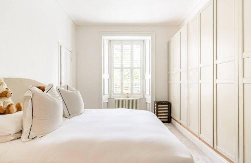 Bonnington Apartment | Luxury New Town Apartment