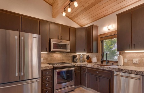 Incline Village Ski Chalet | Luxury North Lake Tahoe Incline Village Ski Chalet