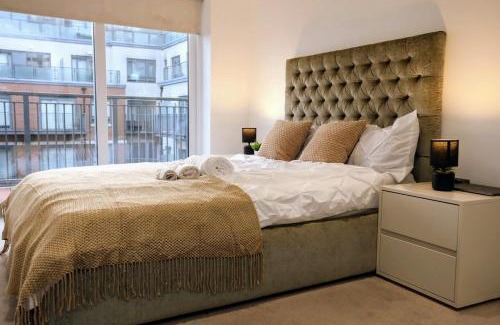 Whittington Apartment | Luxury North London Haven